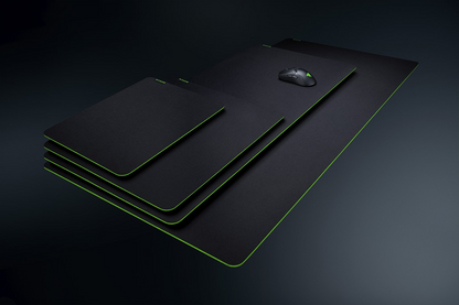 RAZER Gigantus V2 | Anti-slip Base | Soft Micro-weave Cloth Surface | Ultra Large | Thick & High Dense Rubber Foam | Gaming Mousepad (Black / 940mm x 410mm x 4mm)